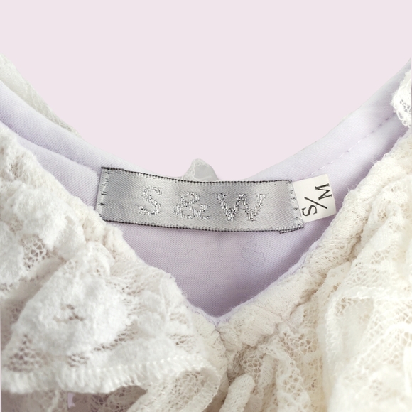 5/20$ - S&W - Women's Ruffles Top - S/M - Picture 5 of 7